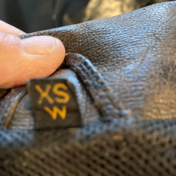 Hard to Find Vintage Harley Davidson Women's Distressed Leather Racing Jacket - Picture 10 of 11